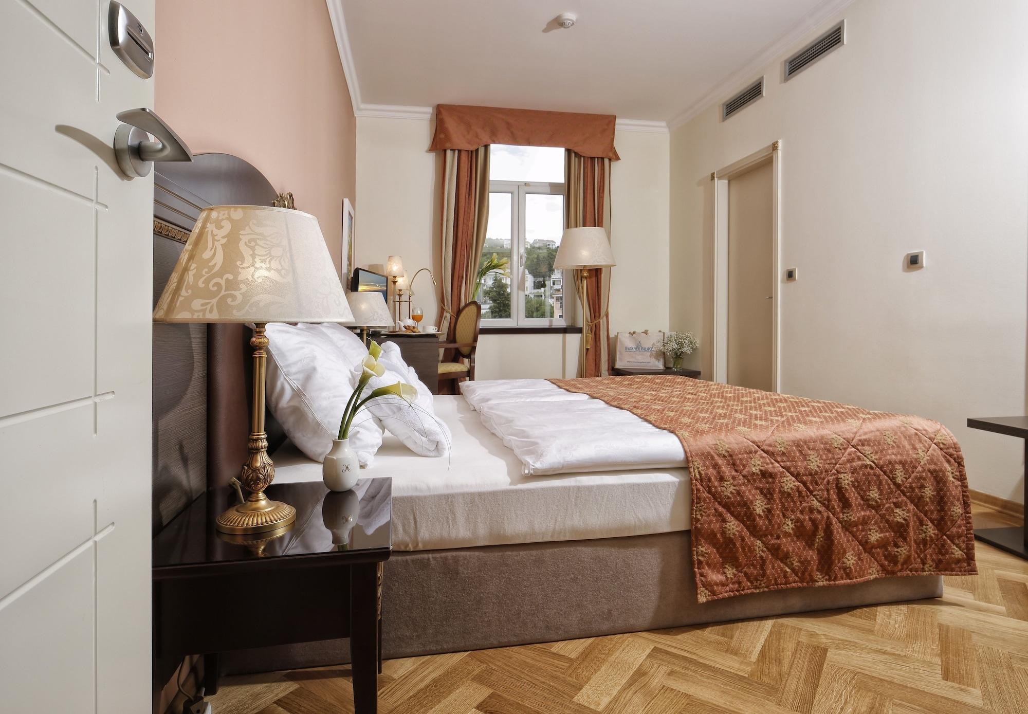 Hotel Kvarner Palace ซริกเวนิซา ภายนอก รูปภาพ