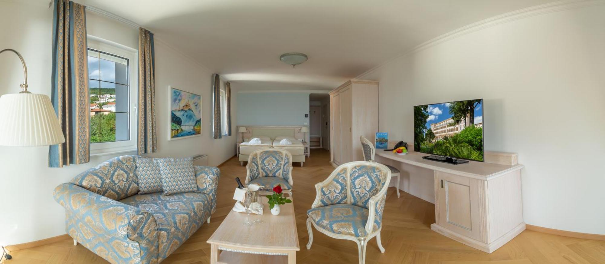 Hotel Kvarner Palace ซริกเวนิซา ภายนอก รูปภาพ