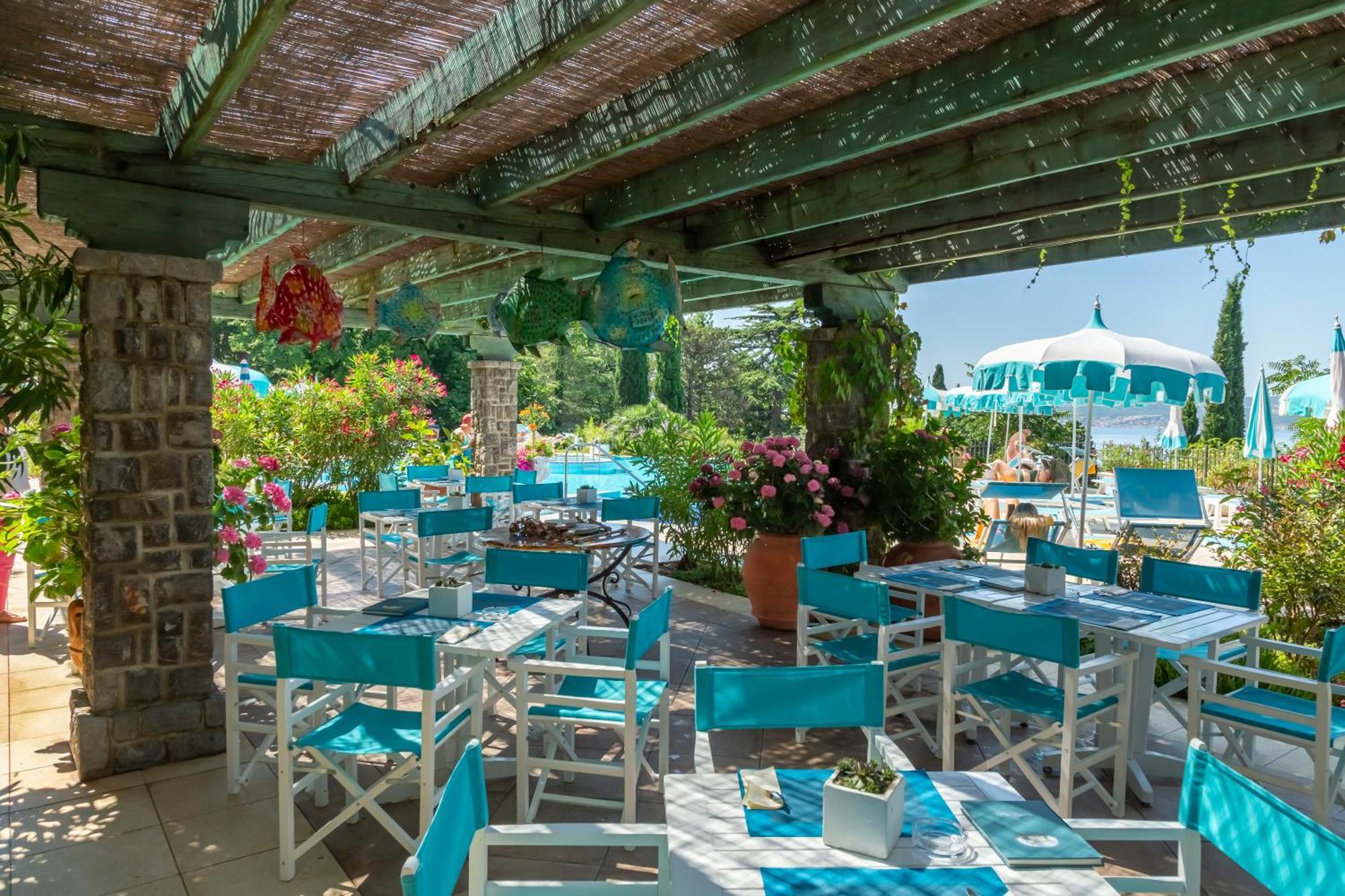 Hotel Kvarner Palace ซริกเวนิซา ภายนอก รูปภาพ